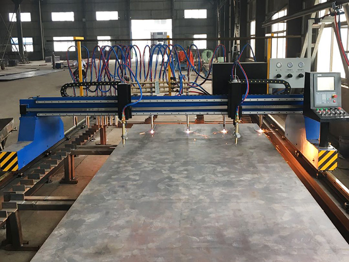 GS/Z-4000 數(shù)控/直條火焰切割機(jī)